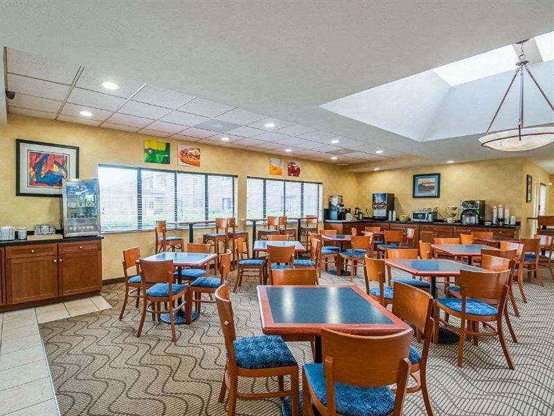 סולסברי Quality Inn מראה חיצוני תמונה