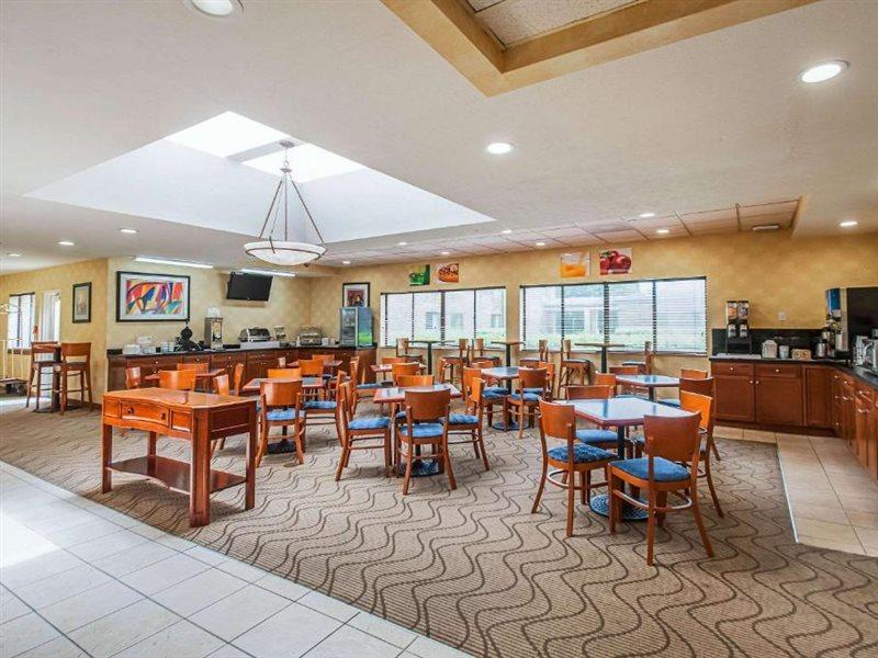 סולסברי Quality Inn מראה חיצוני תמונה